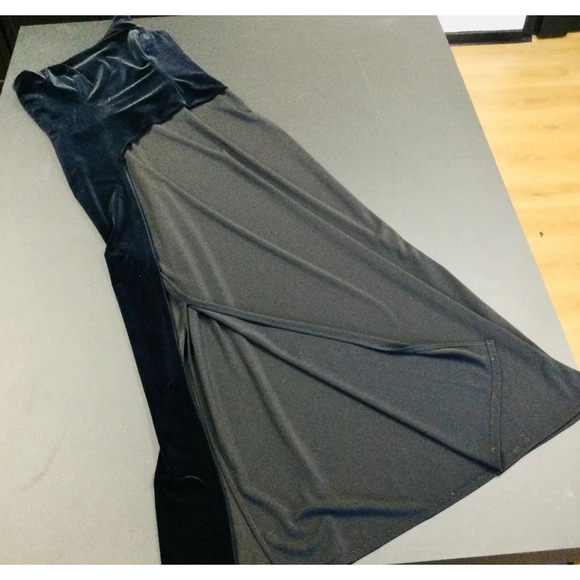 Vintage one shoulder Betsy & Adam by Jaselene black‎ velvet evening gown M - Picture 1 of 12